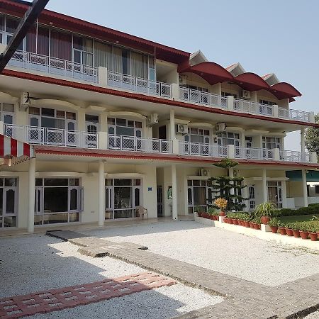 Skyview Holiday Home Pet Friendly Chandigarh Luaran gambar